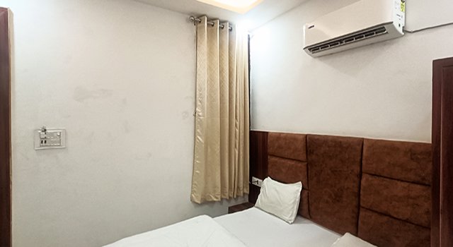 Brij Dham Guest House