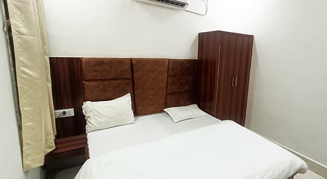 Brij Dham Guest House